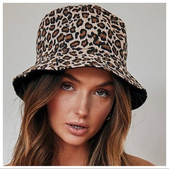 ShopEvelynne Accessories - #04 Leopard print reversible Bucket hat